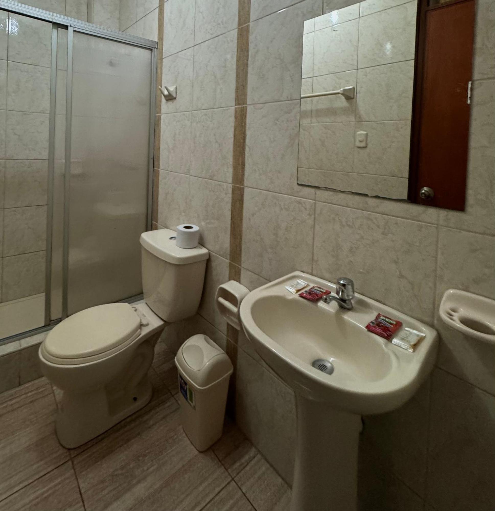 Illari Wari L - Hotel Sauna Ayacucho Exterior foto